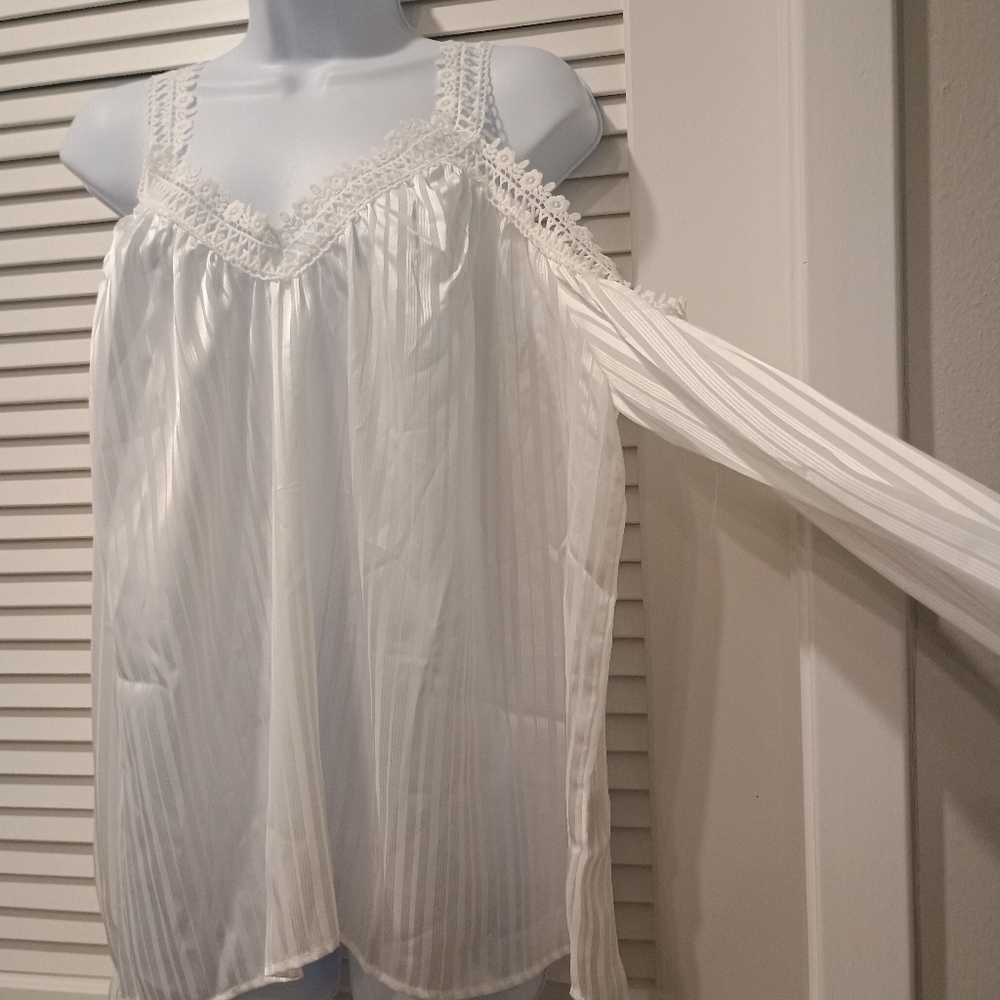 Elegant White Lace Satin Trim Cold Shoulder Blouse Size XL Brand Unknown